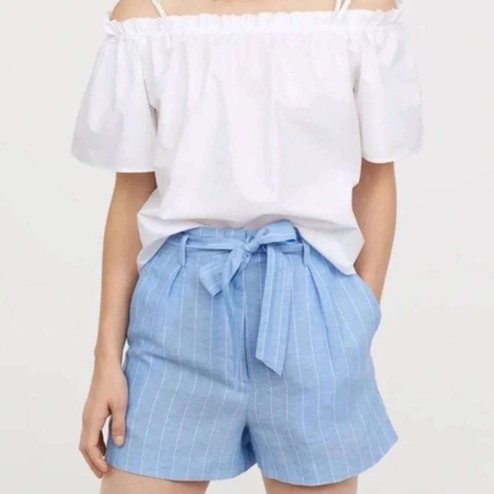 H&M White Off Shoulder Ruffle Blouse w/ Straps Size M Summer Top